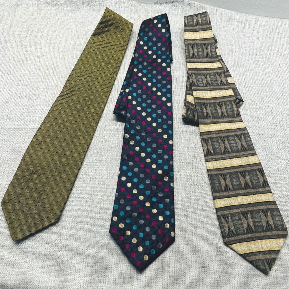 Lot of 3 Mens Silk Ties Bugatti Henry Grethel Mondo Seta Geometric Polka Dot